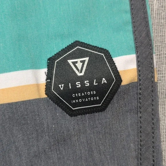 Vissla The Point Board Shorts Size 30 Small 19.5" Blue Gray Striped Surf Swim - Picture 10 of 12